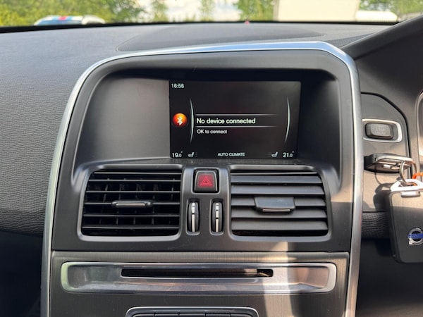 Used Volvo XC60 2014 for sale - 75638402: Photo 29