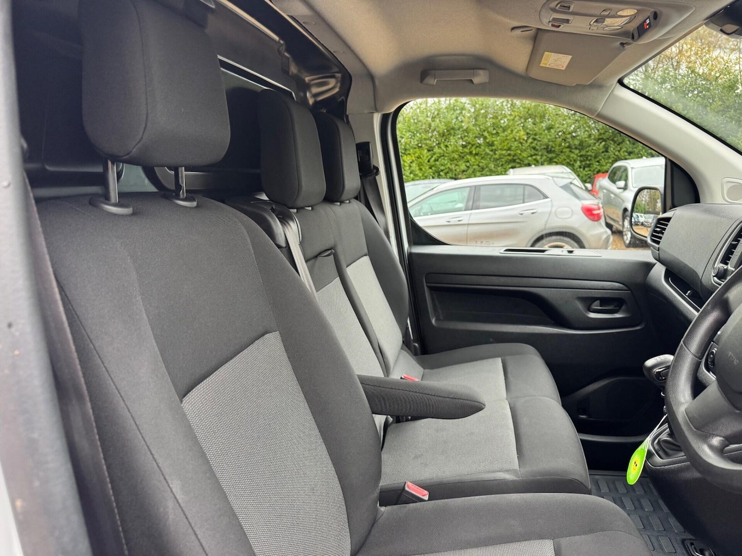 Used Peugeot Expert 2023 for sale - 76922797: Photo 44