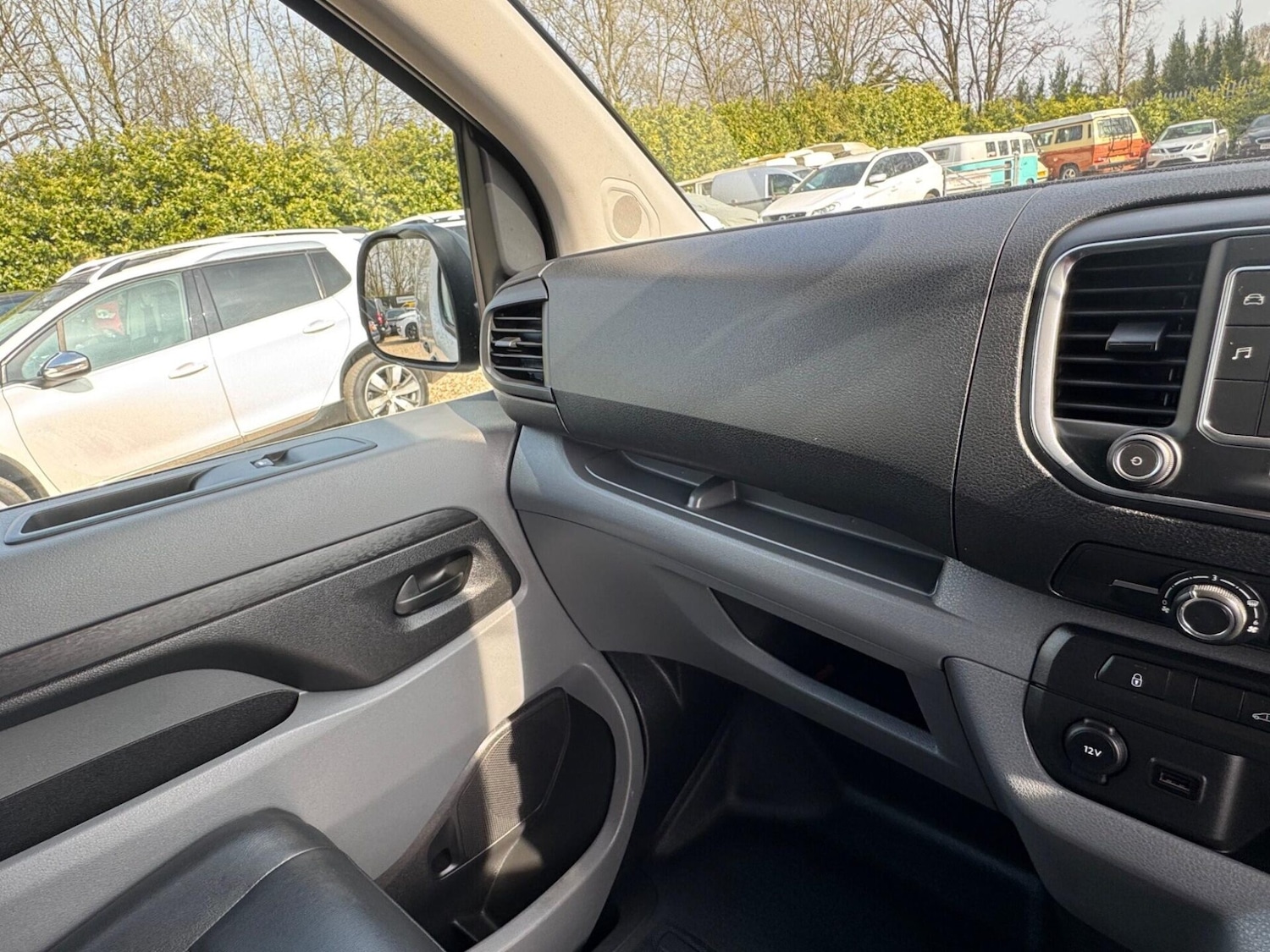 Used Peugeot Expert 2021 for sale - 77985025: Photo 38