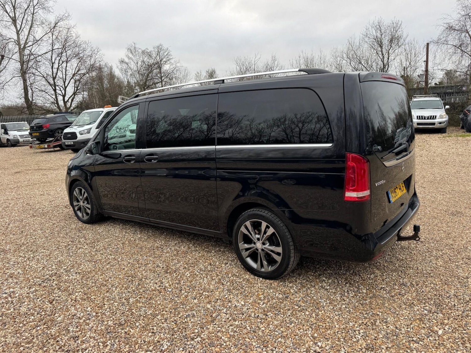 Used Mercedes-Benz V-Class 2017 for sale - 77062164: Photo 19