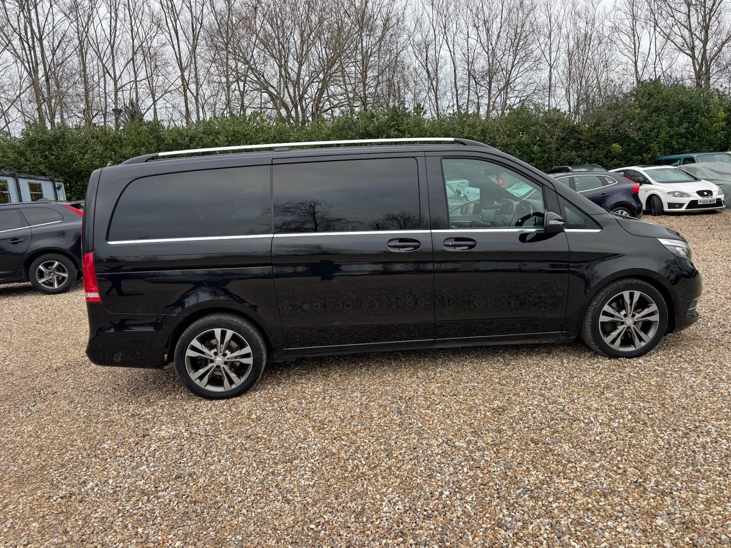 Used Mercedes-Benz V-Class 2017 for sale - 77062164: Photo 28