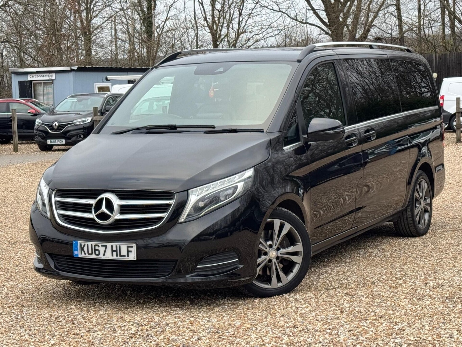 Used Mercedes-Benz V-Class 2017 for sale - 77062164: Photo 4