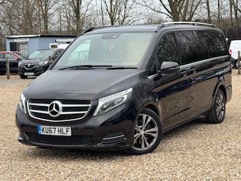 Used Mercedes-Benz V-Class 2017 for sale - 77062164: Photo