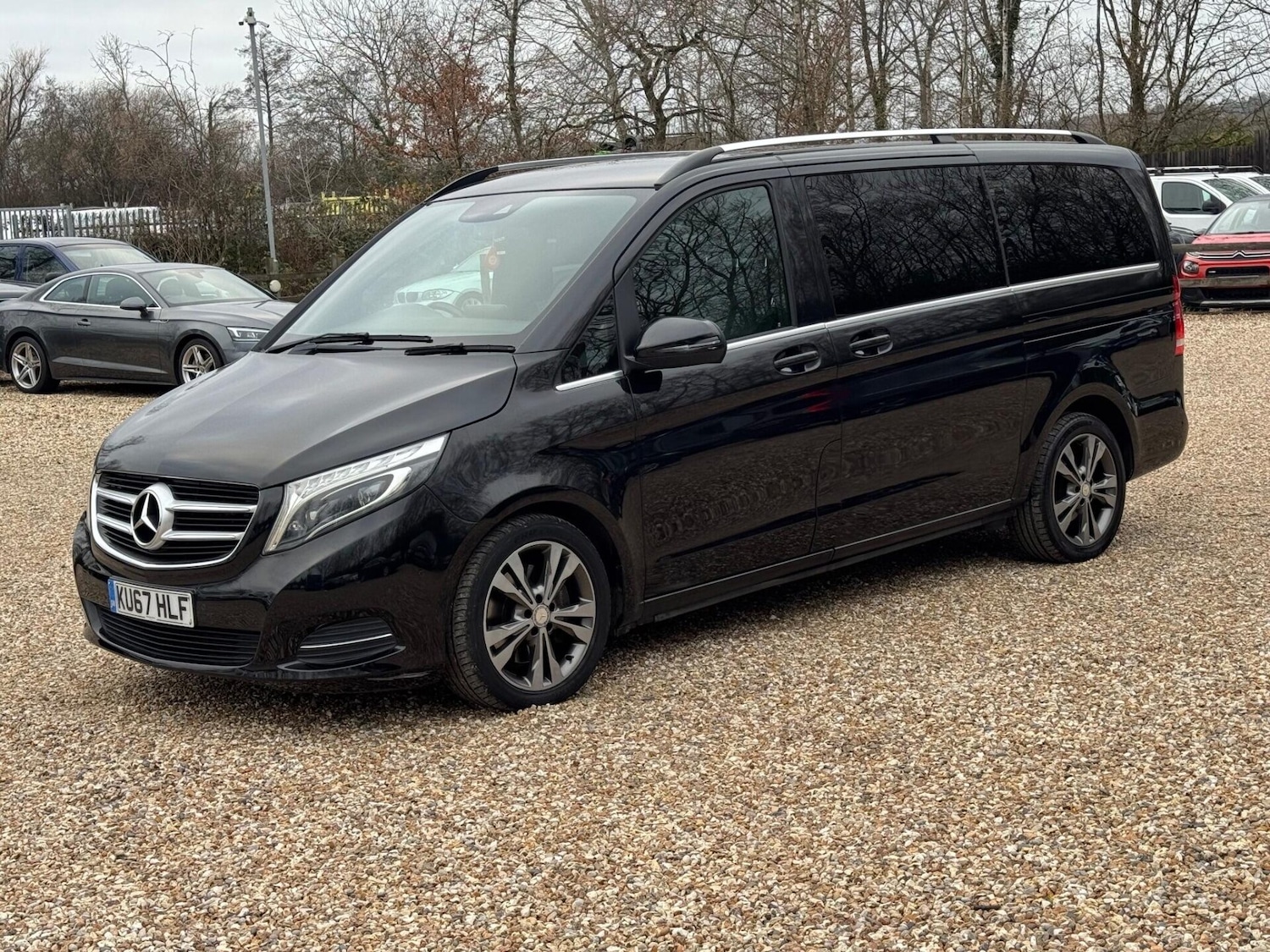 Used Mercedes-Benz V-Class 2017 for sale - 77062164: Photo 9