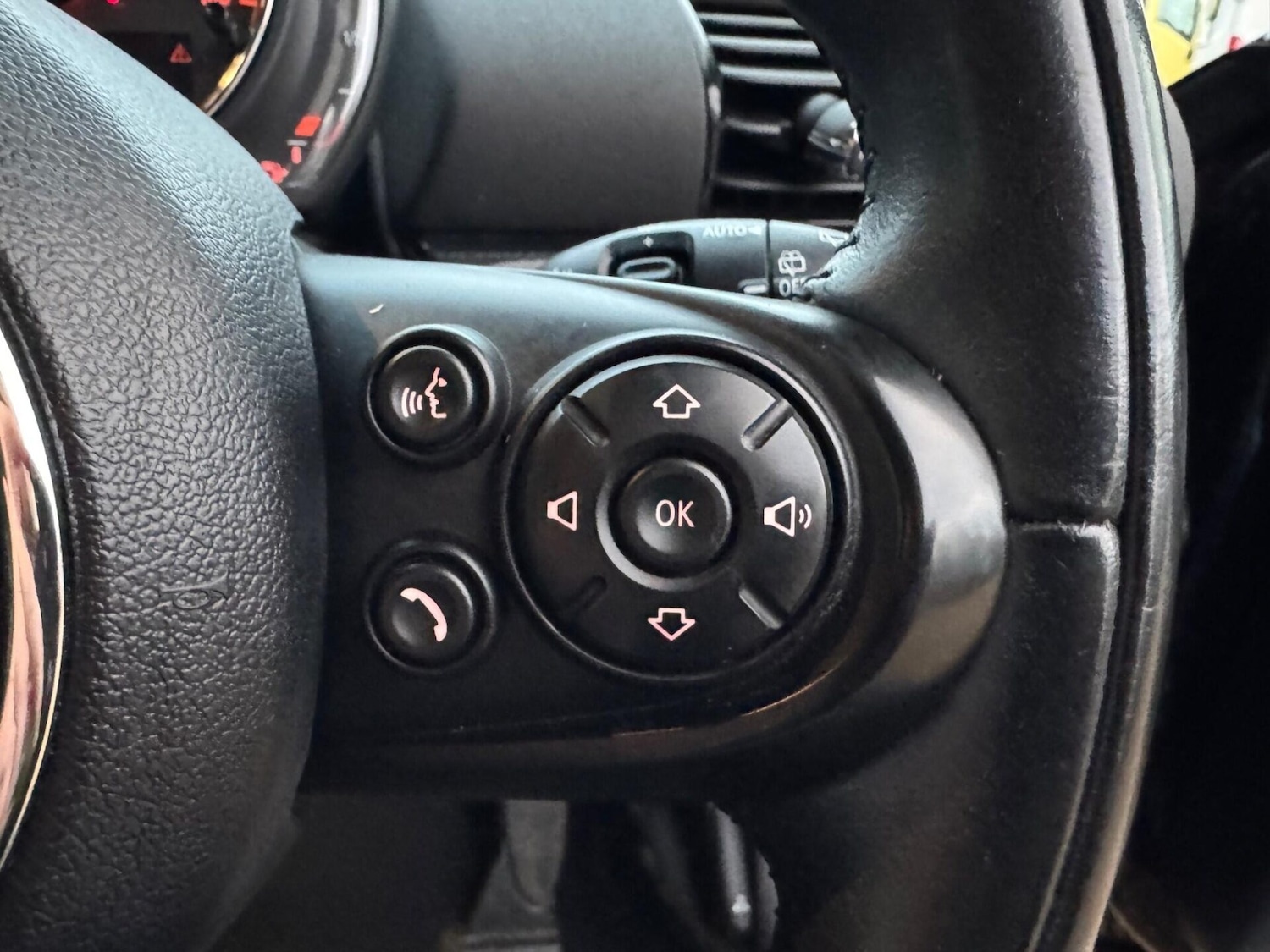 Used MINI Clubman 2018 for sale - 76685603: Photo 33