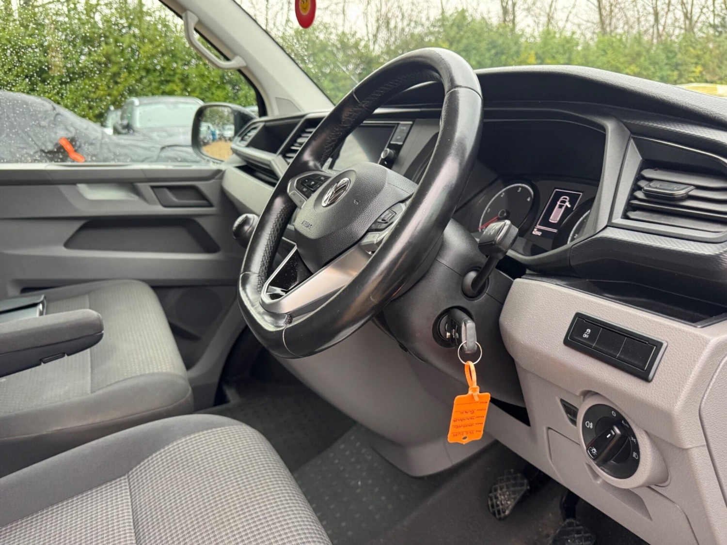 Used Volkswagen Transporter 2020 for sale - 77461315: Photo 28