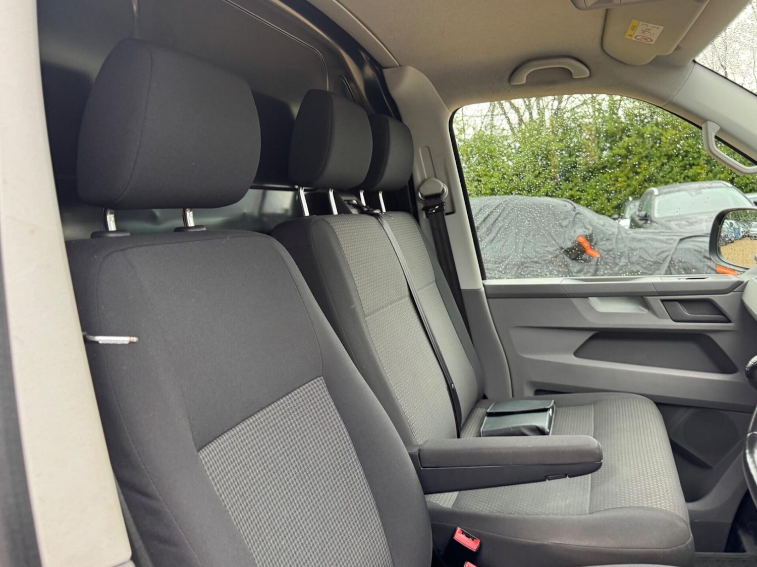 Used Volkswagen Transporter 2020 for sale - 77461315: Photo 32