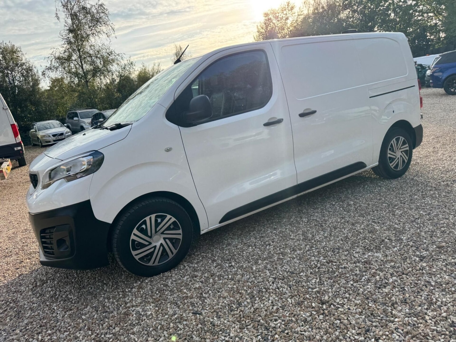 Used Peugeot Expert 2020 for sale - 76461325: Photo 14