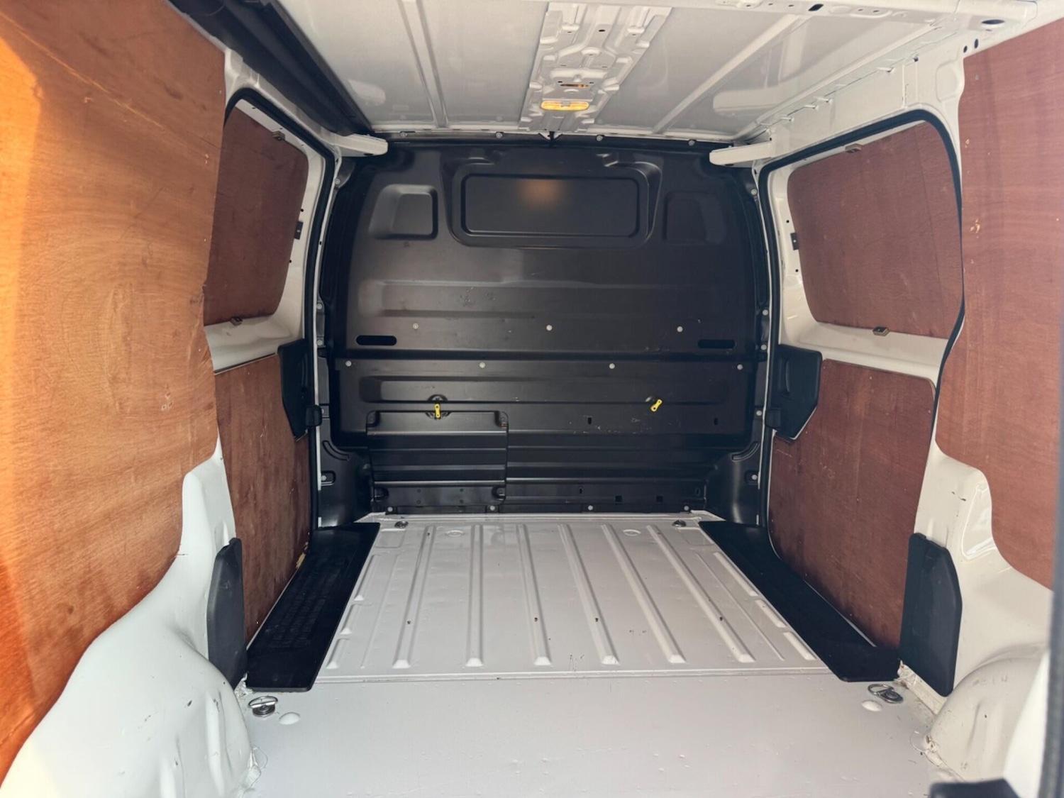 Used Peugeot Expert 2020 for sale - 76461325: Photo 28