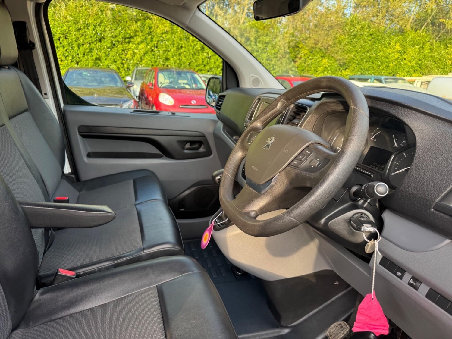 Used Peugeot Expert 2020 for sale - 76461325: Photo 46