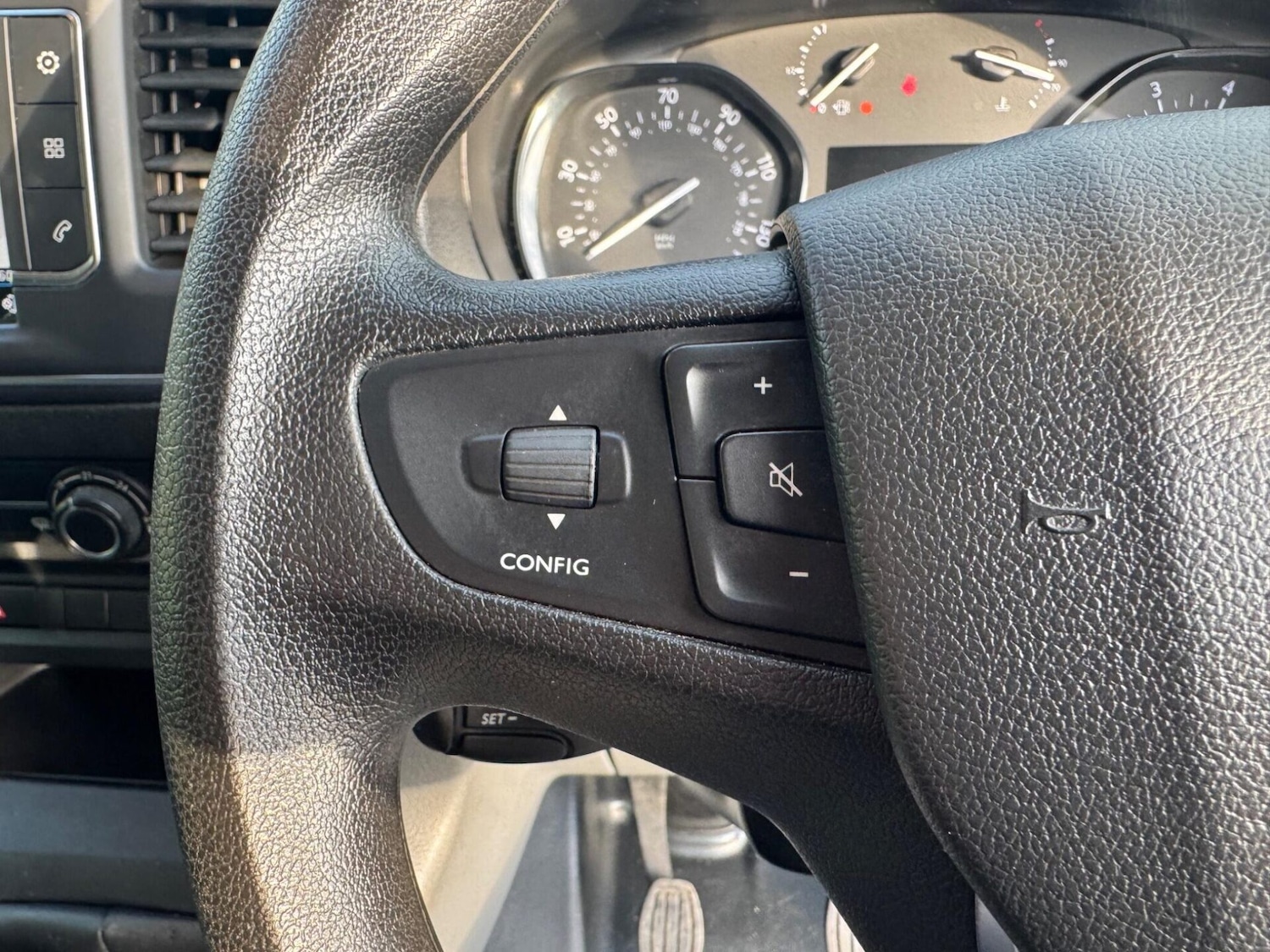 Used Peugeot Expert 2020 for sale - 76461325: Photo 55