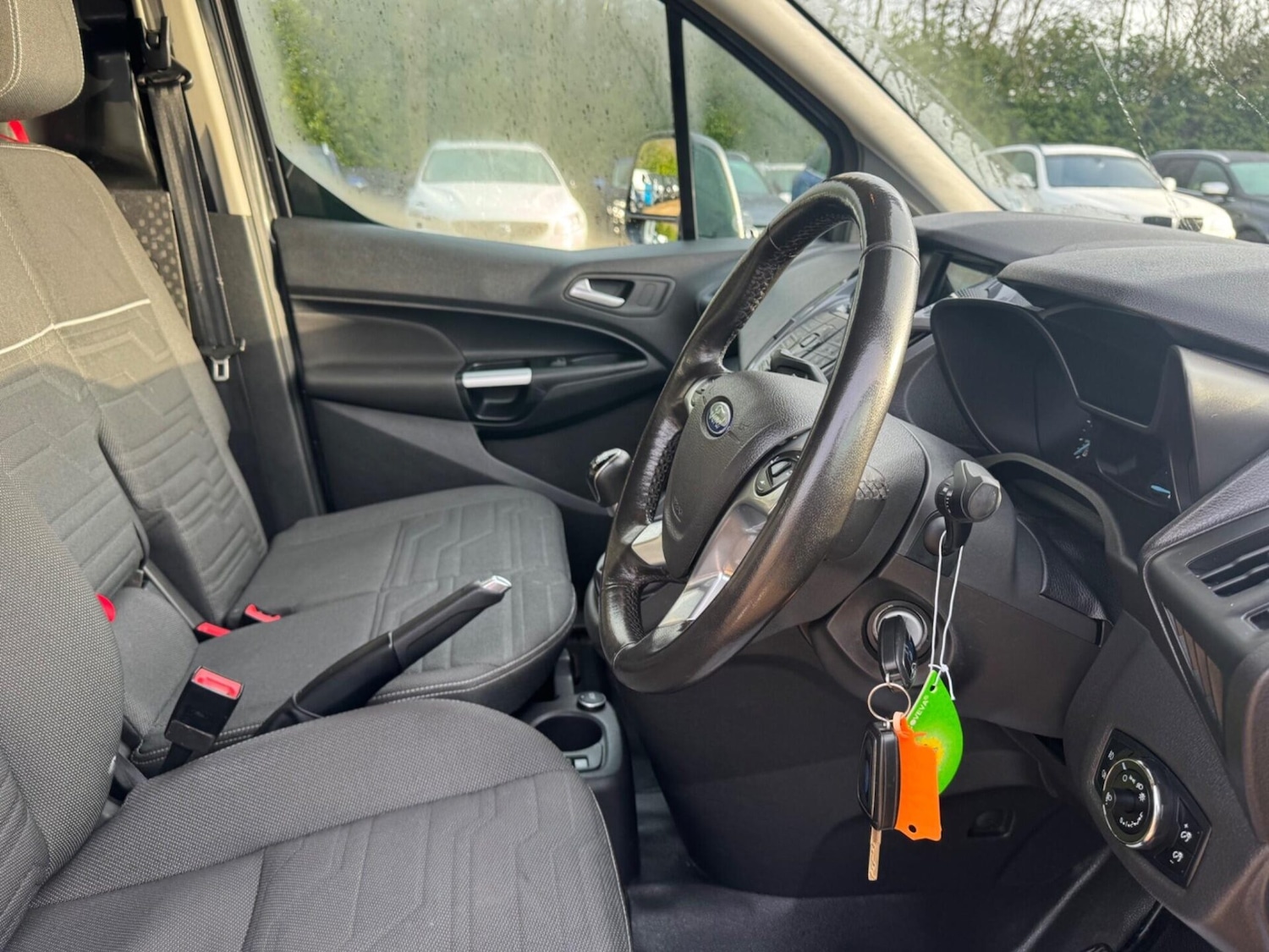 Used Ford Transit Connect 2018 for sale - 77617950: Photo 29