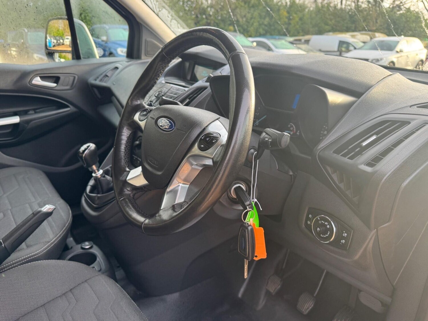 Used Ford Transit Connect 2018 for sale - 77617950: Photo 31