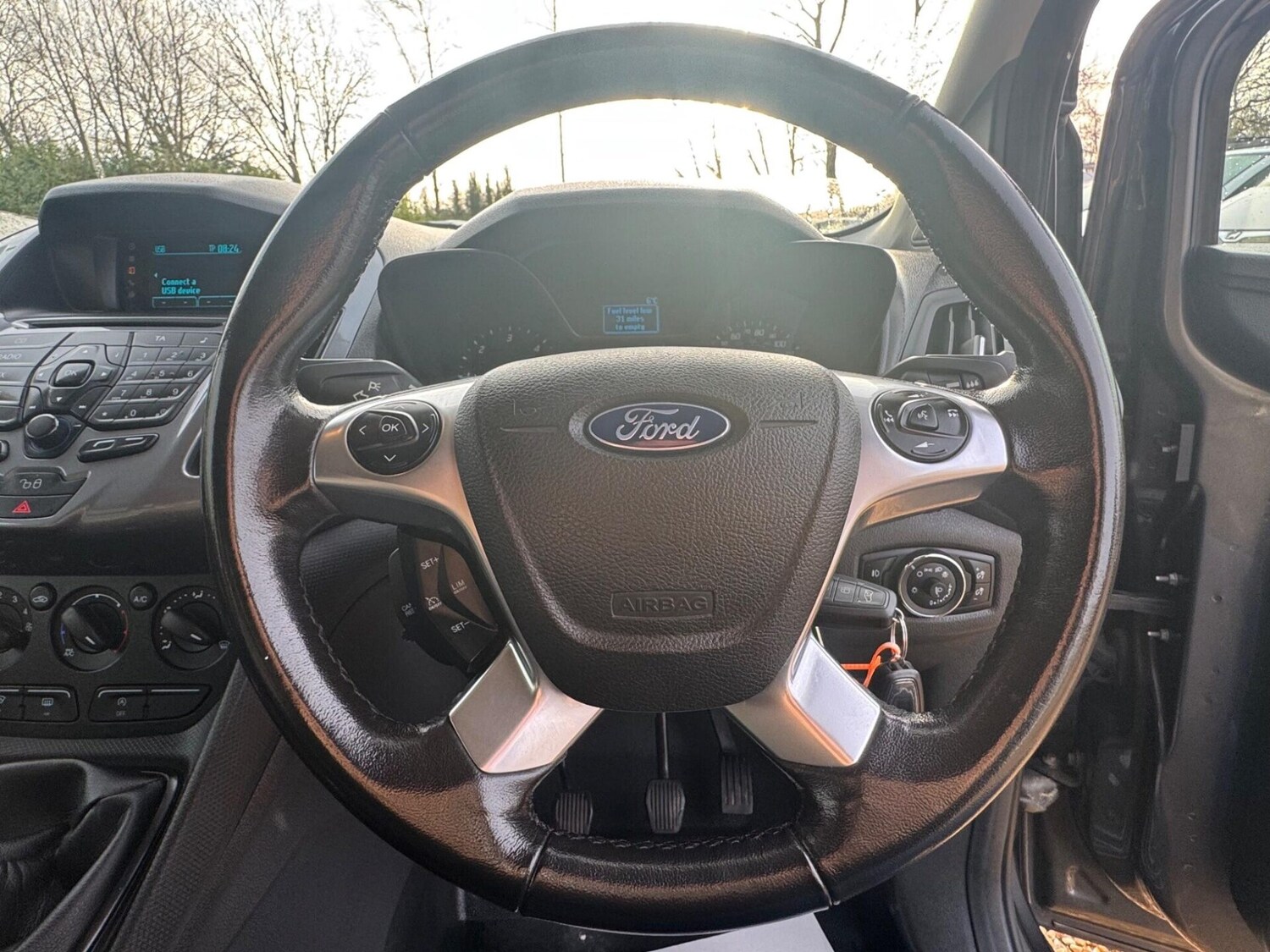 Used Ford Transit Connect 2018 for sale - 77617950: Photo 32