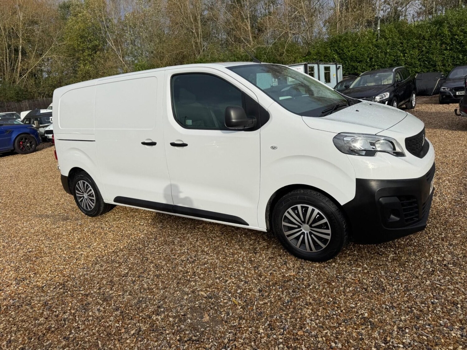 Used Peugeot Expert 2022 for sale - 76565015: Photo 32