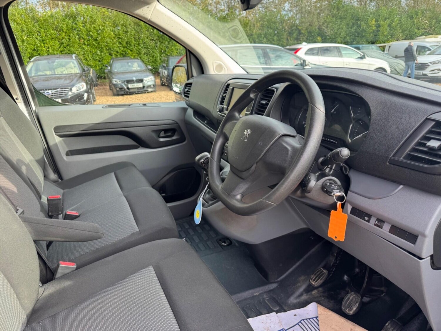 Used Peugeot Expert 2022 for sale - 76565015: Photo 39