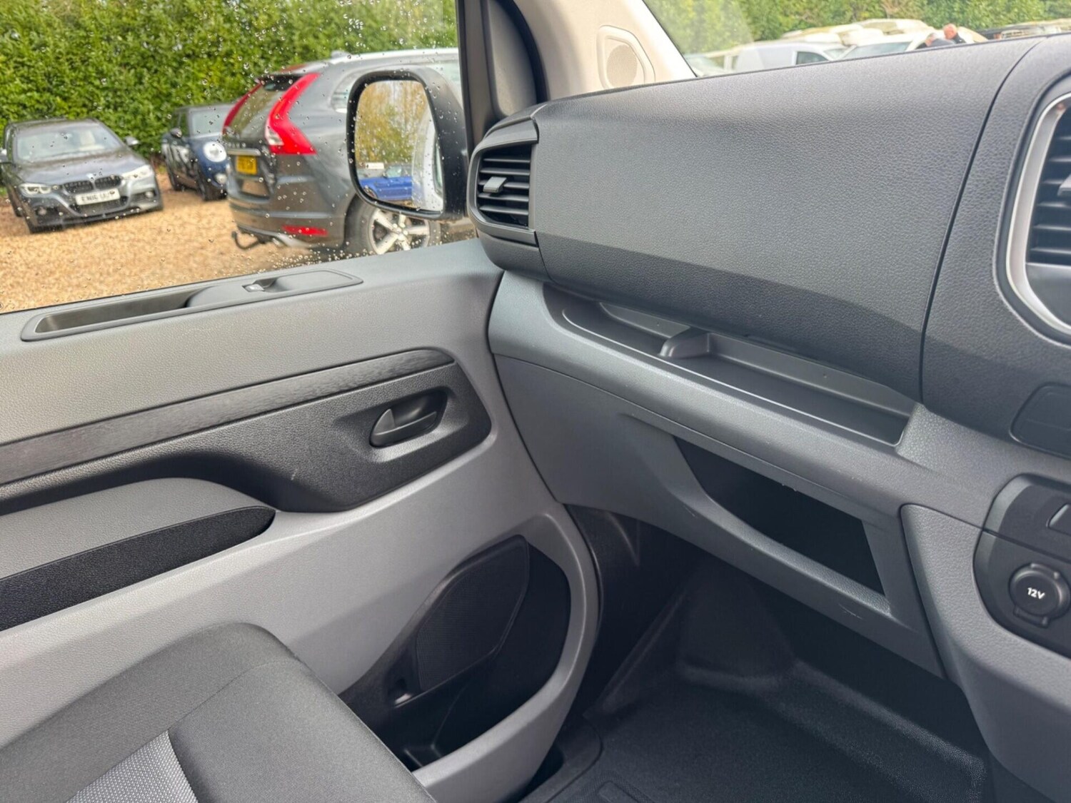 Used Peugeot Expert 2022 for sale - 76565015: Photo 47