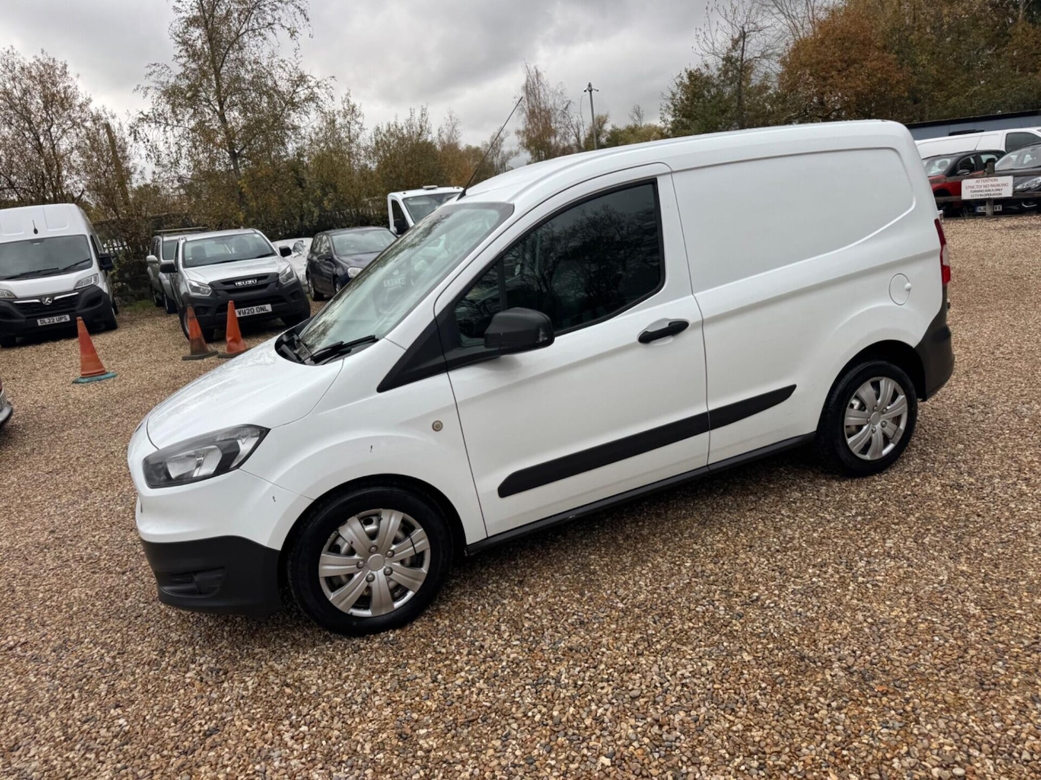 Used Ford Transit Courier 2017 for sale - 76495486: Photo 12