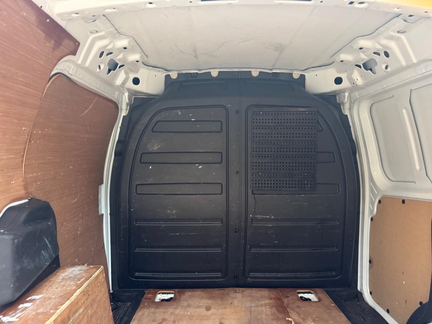 Used Ford Transit Courier 2017 for sale - 76495486: Photo 19