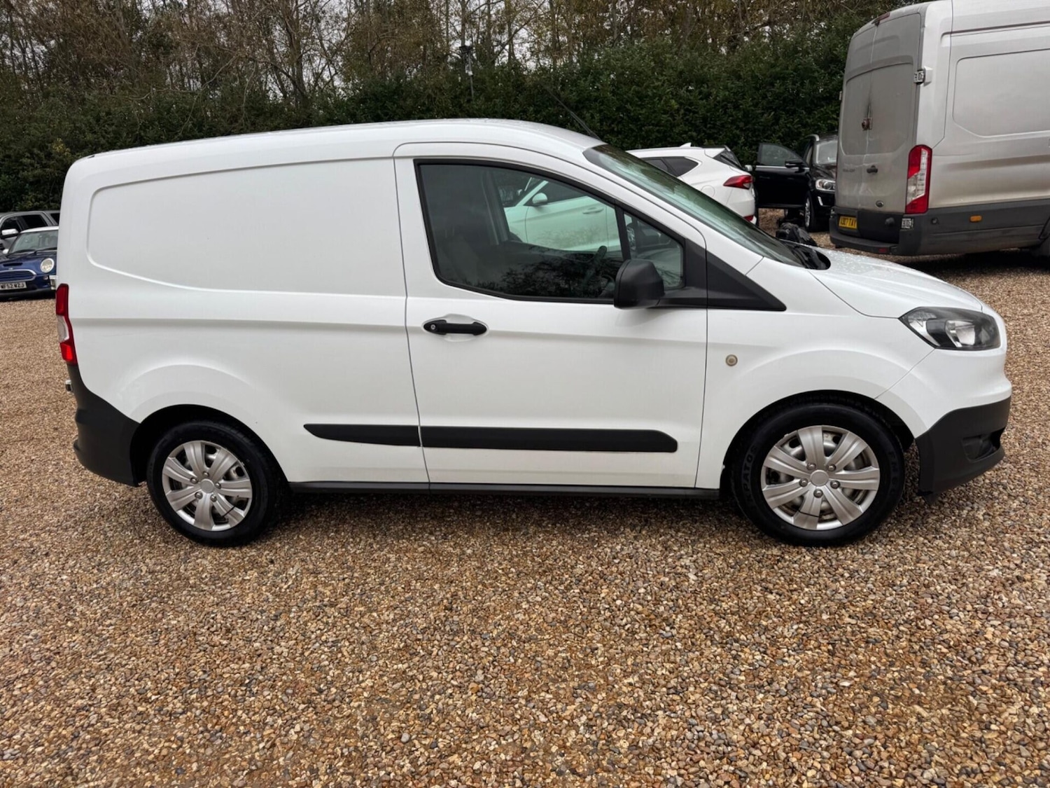 Used Ford Transit Courier 2017 for sale - 76495486: Photo 23