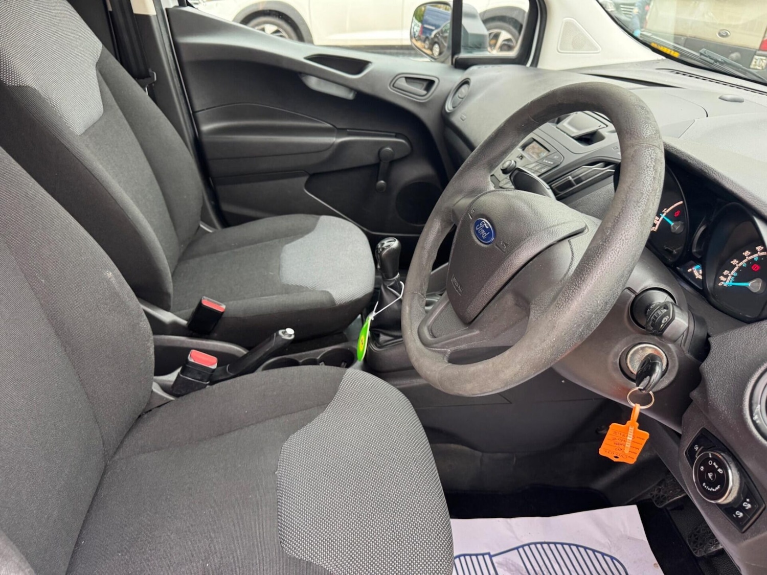 Used Ford Transit Courier 2017 for sale - 76495486: Photo 28