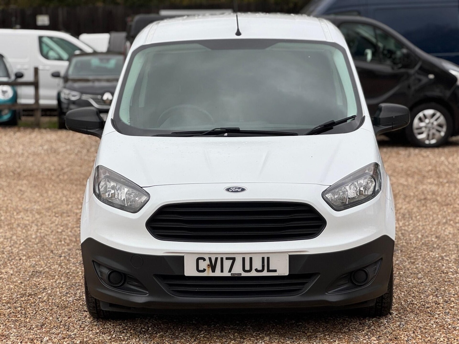 Used Ford Transit Courier 2017 for sale - 76495486: Photo 3