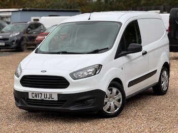 Used Ford Transit Courier 2017 for sale - 76495486: Photo