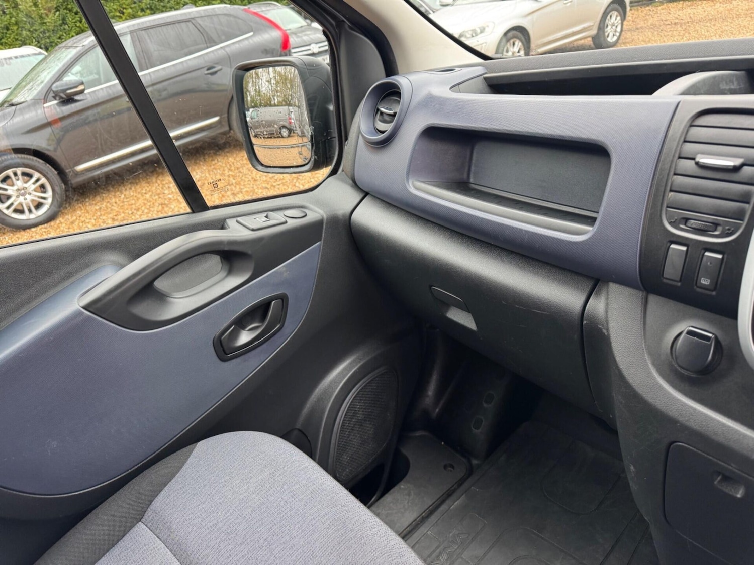 Used Vauxhall Vivaro 2014 for sale - 76719454: Photo 45