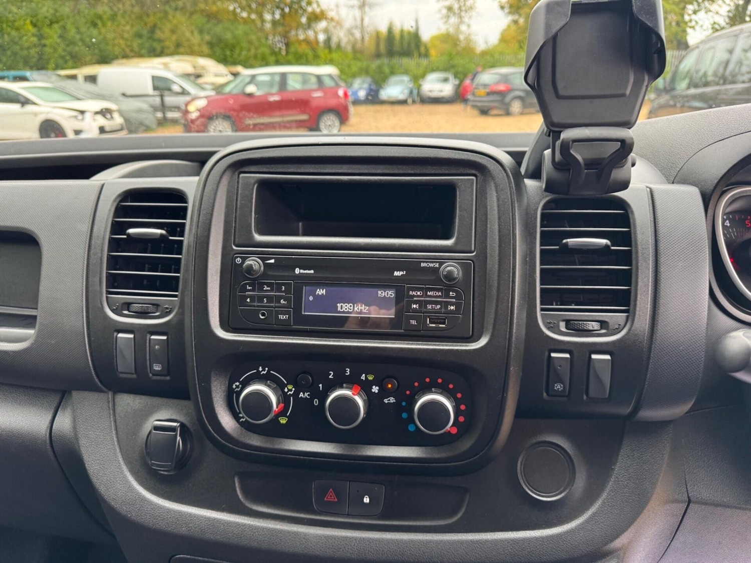 Used Renault Trafic 2021 for sale - 76352341: Photo 43