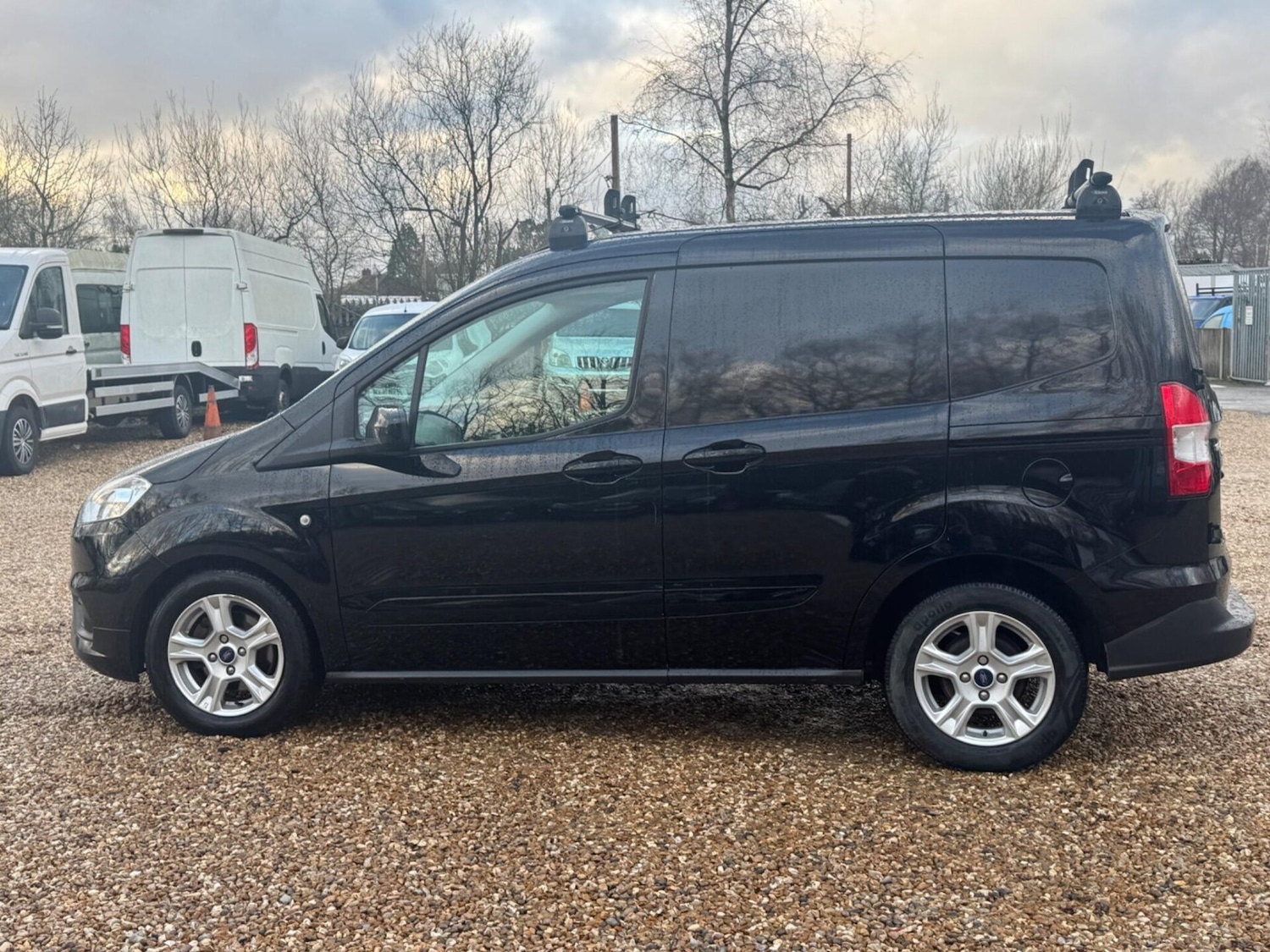 Used Ford Transit Courier 2020 for sale - 77258368: Photo 11