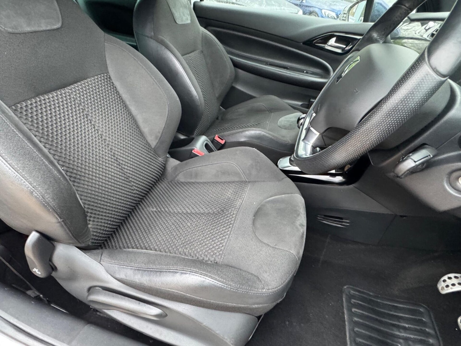 Used Citroen DS3 2013 for sale - 77283927: Photo 22