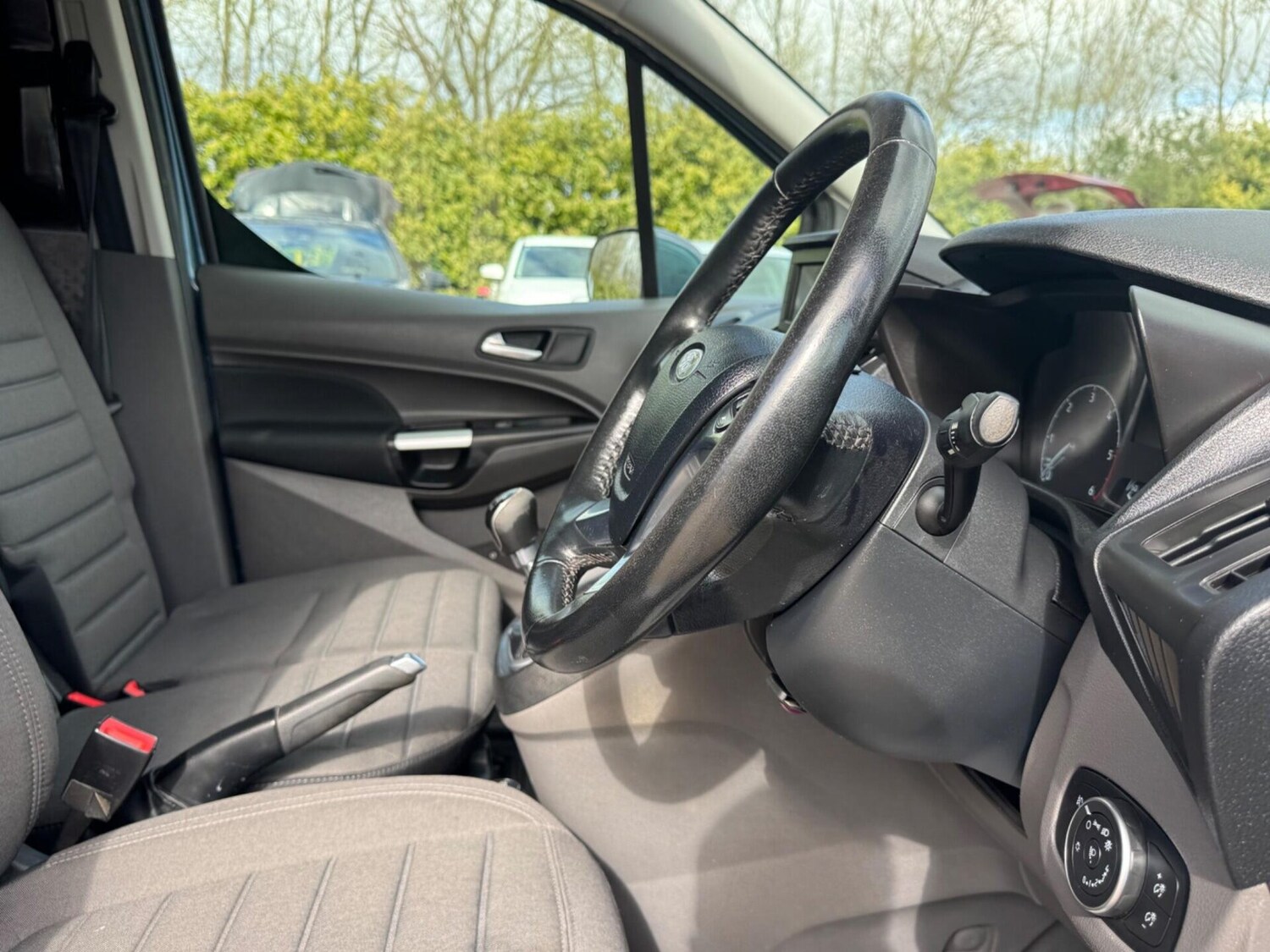 Used Ford Transit Connect 2019 for sale - 78070122: Photo 23