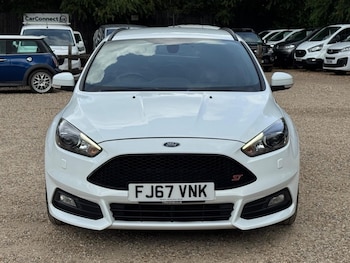 Used Ford Focus 2017 for sale - 79307620: Photo