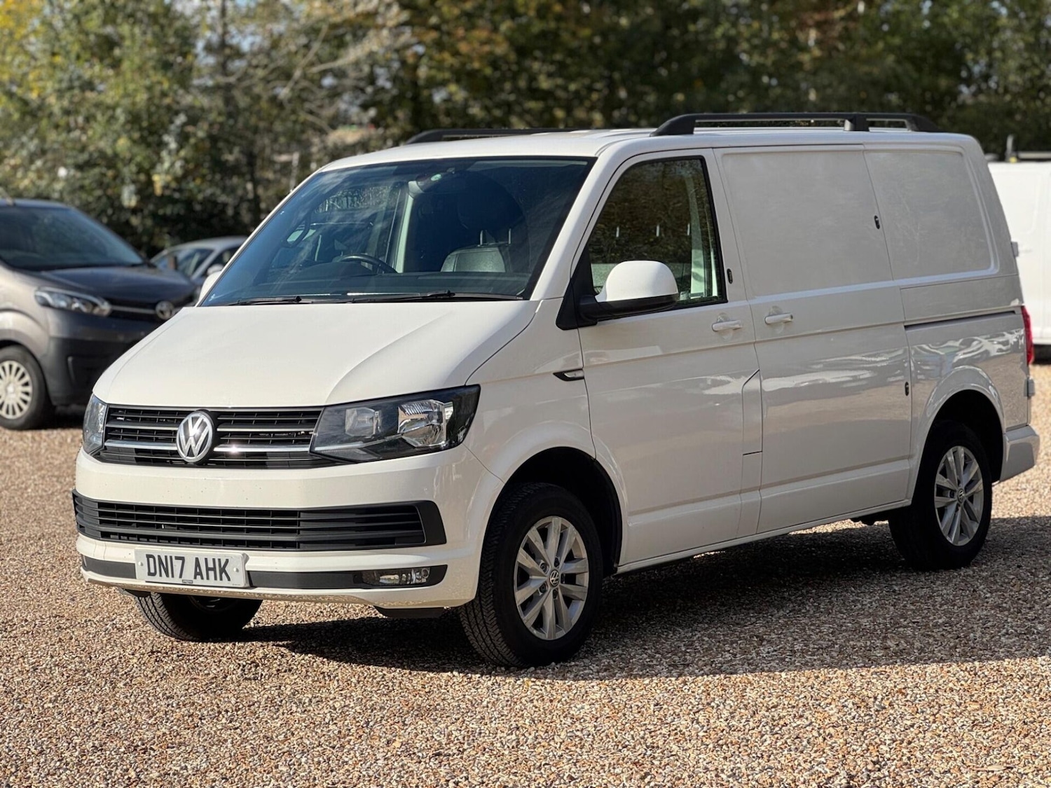 Used Volkswagen Transporter 2017 for sale - 76392381: Photo 10