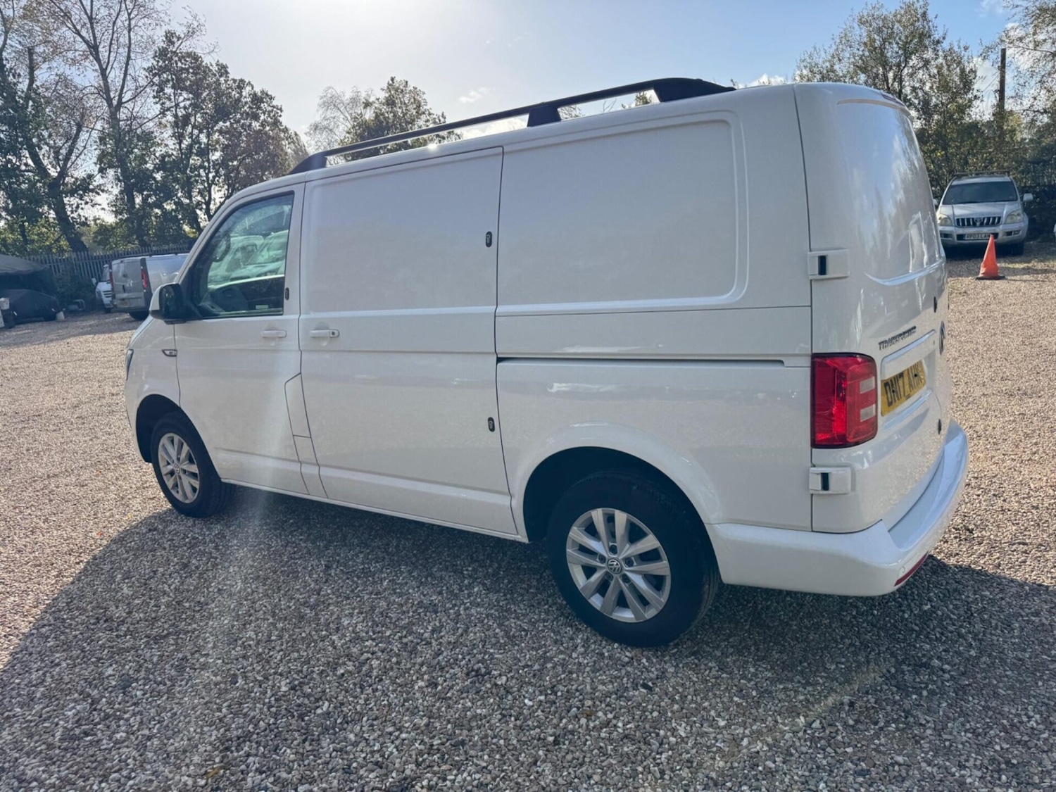 Used Volkswagen Transporter 2017 for sale - 76392381: Photo 20