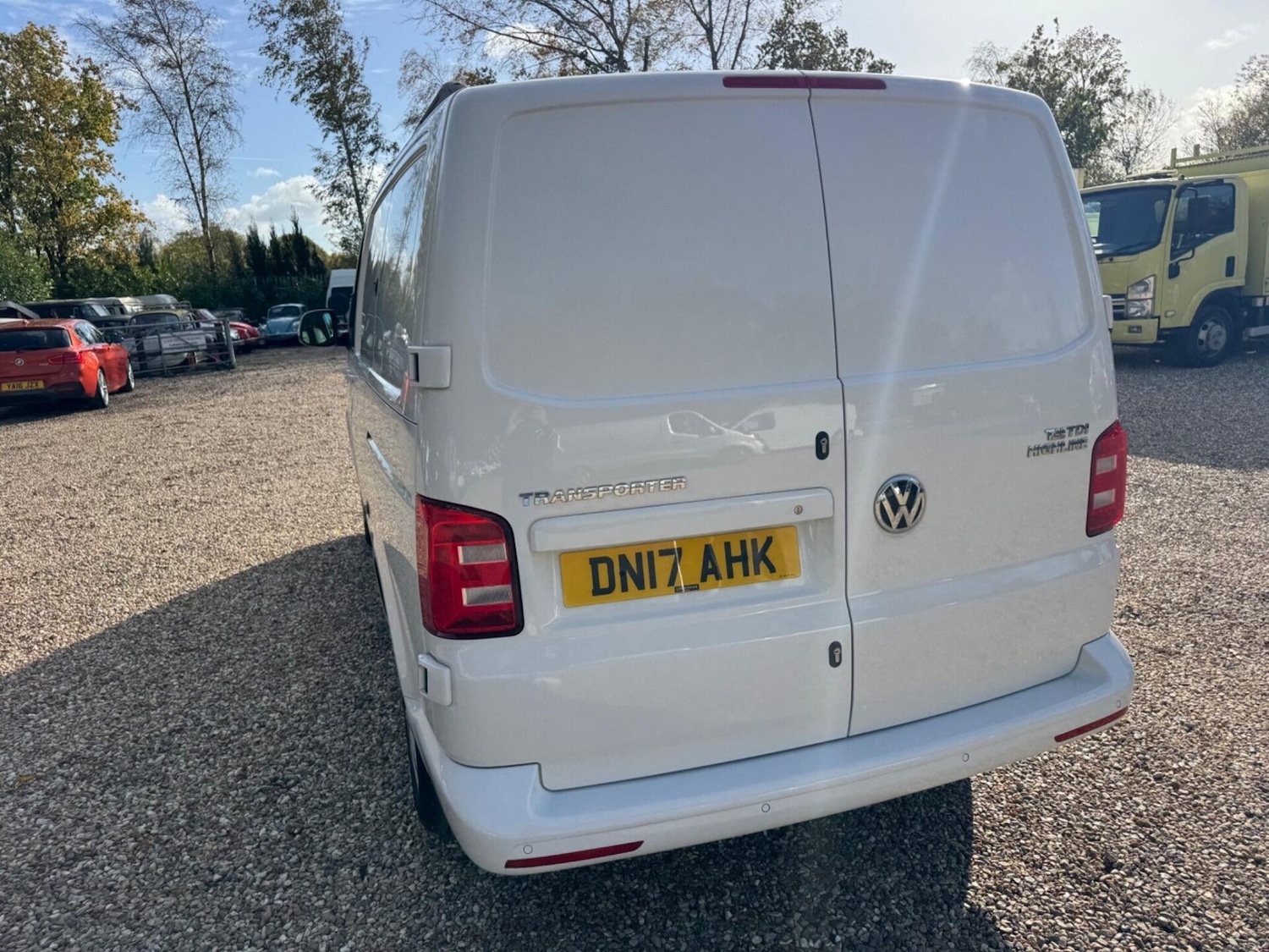 Used Volkswagen Transporter 2017 for sale - 76392381: Photo 27
