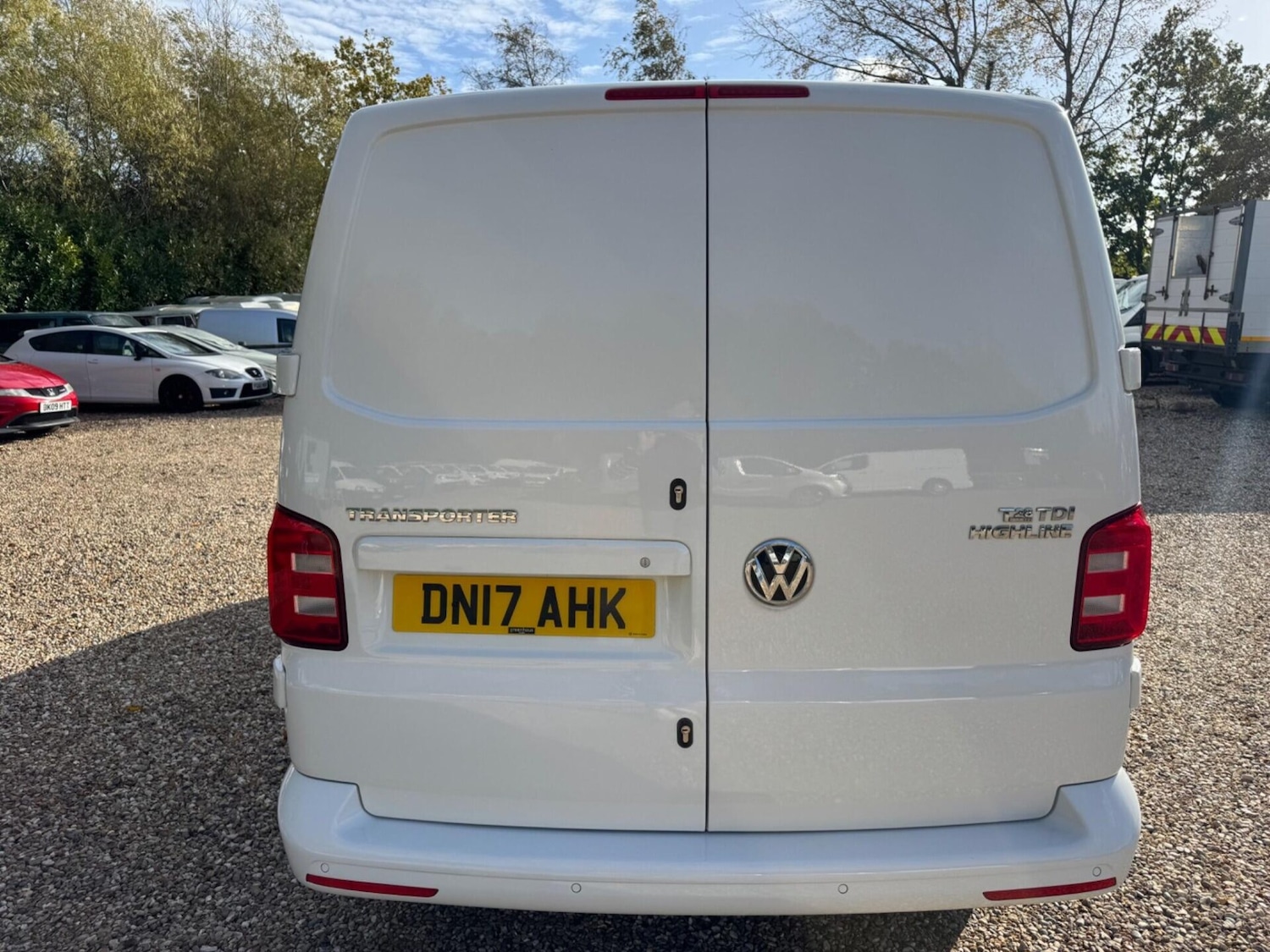 Used Volkswagen Transporter 2017 for sale - 76392381: Photo 31