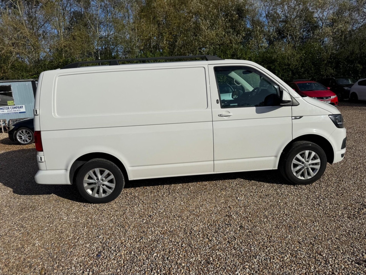 Used Volkswagen Transporter 2017 for sale - 76392381: Photo 37