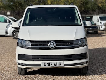 Used Volkswagen Transporter 2017 for sale - 76392381: Photo