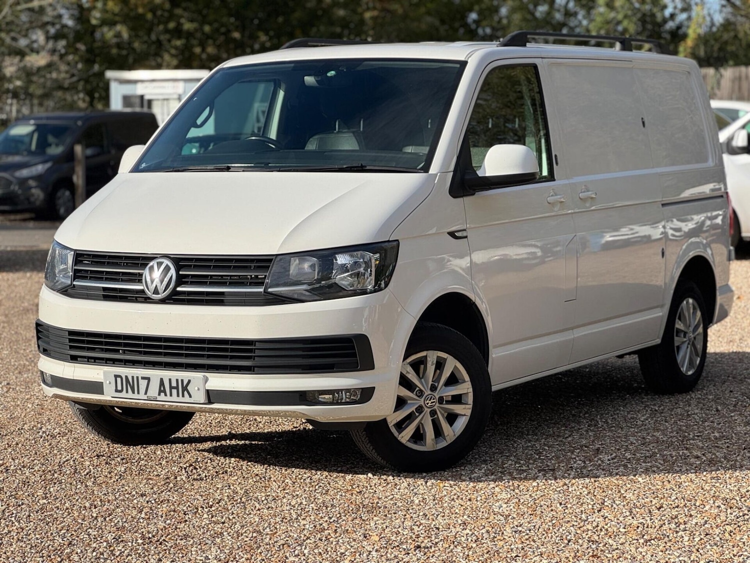 Used Volkswagen Transporter 2017 for sale - 76392381: Photo 4