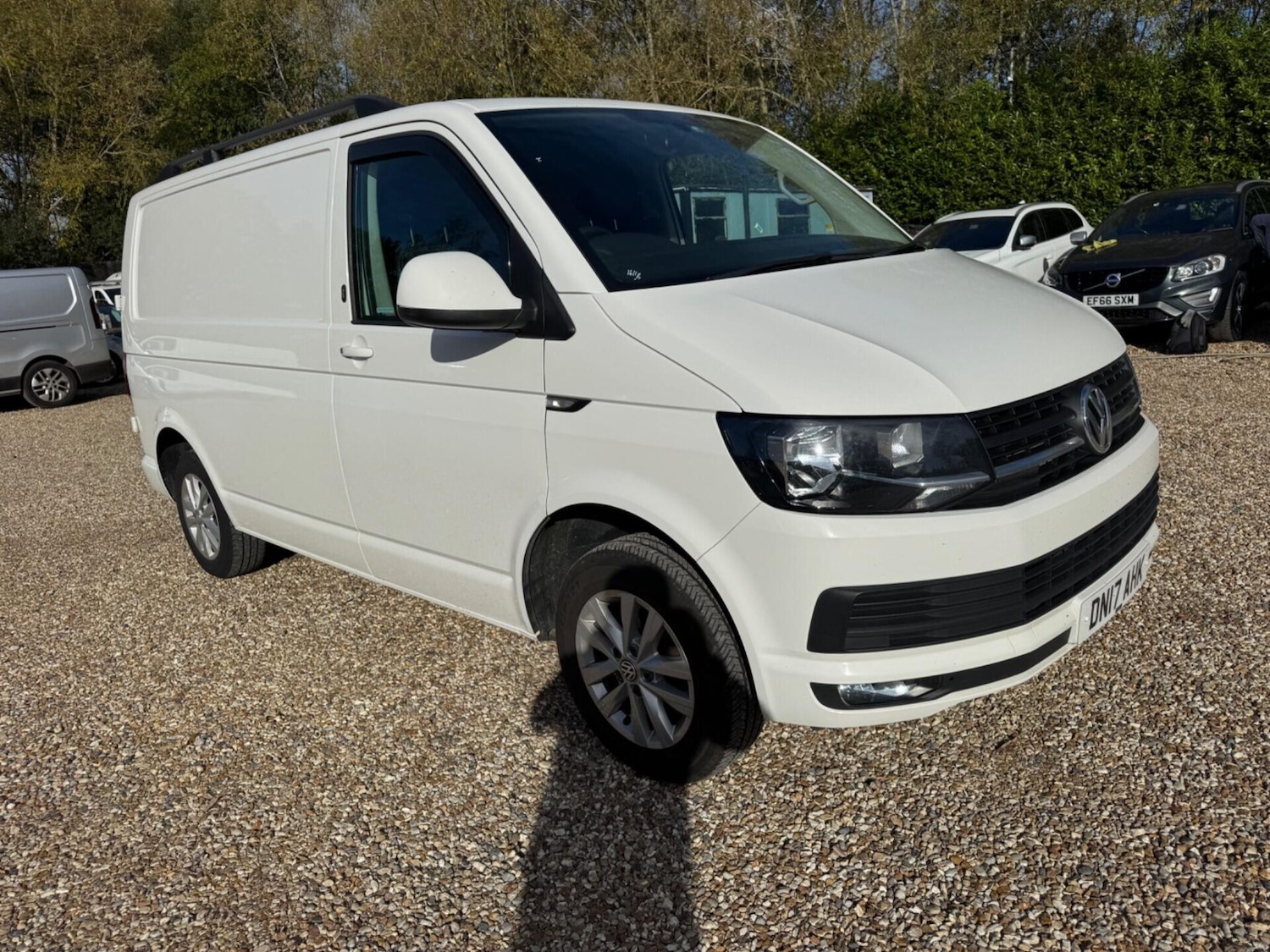 Used Volkswagen Transporter 2017 for sale - 76392381: Photo 45