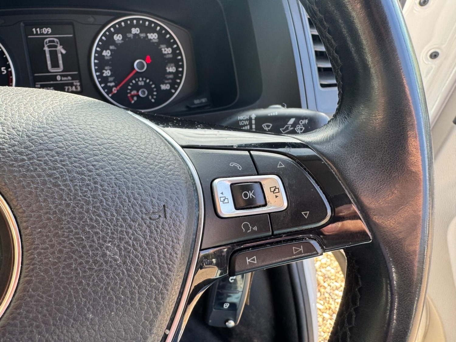 Used Volkswagen Transporter 2017 for sale - 76392381: Photo 56