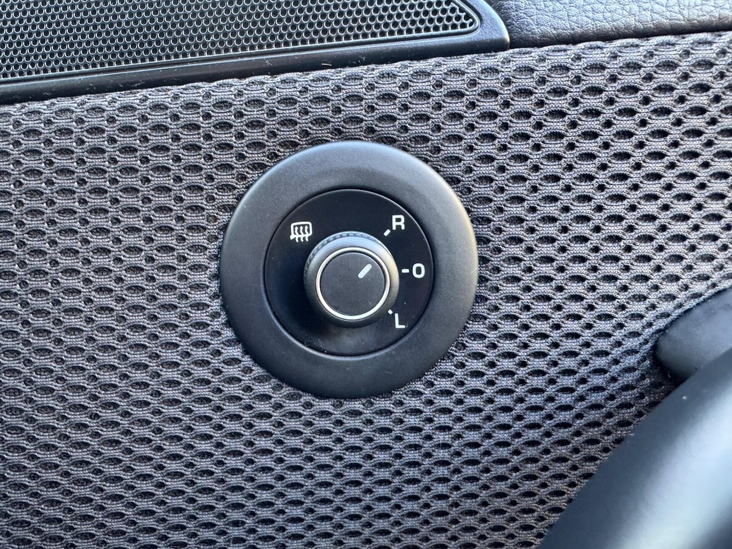 Used Volkswagen Scirocco 2016 for sale - 76831896: Photo 33