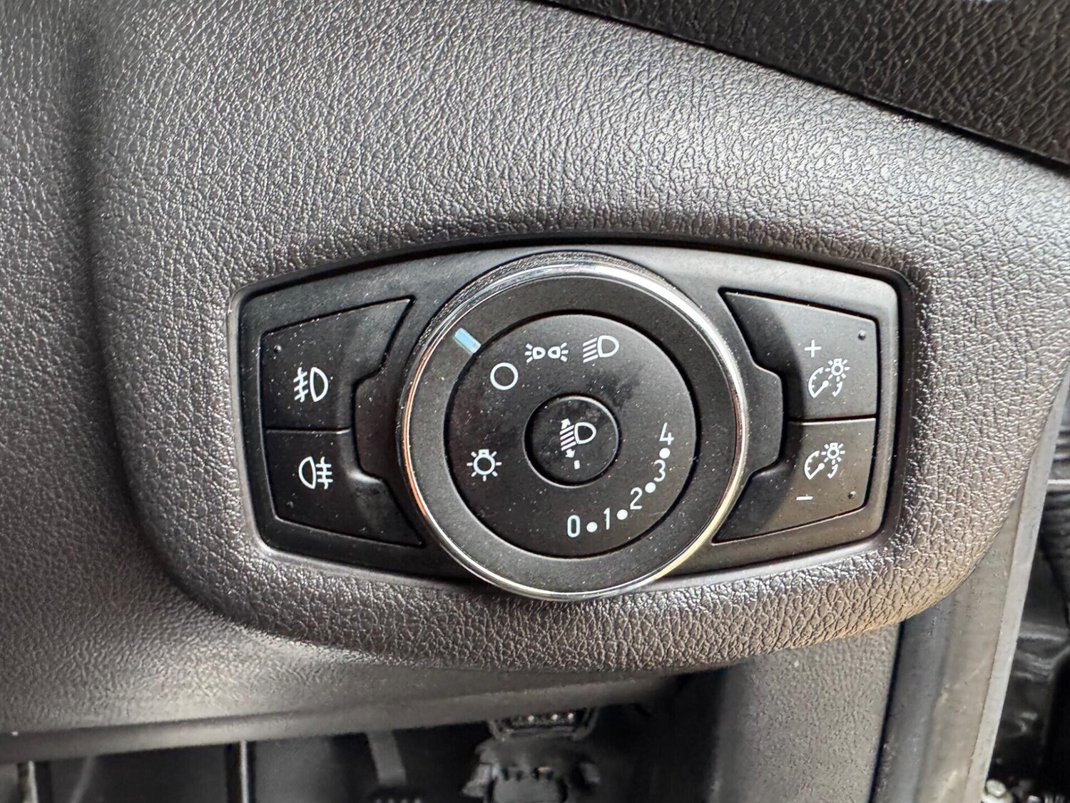 Used Ford Transit Connect 2018 for sale - 77349996: Photo 48