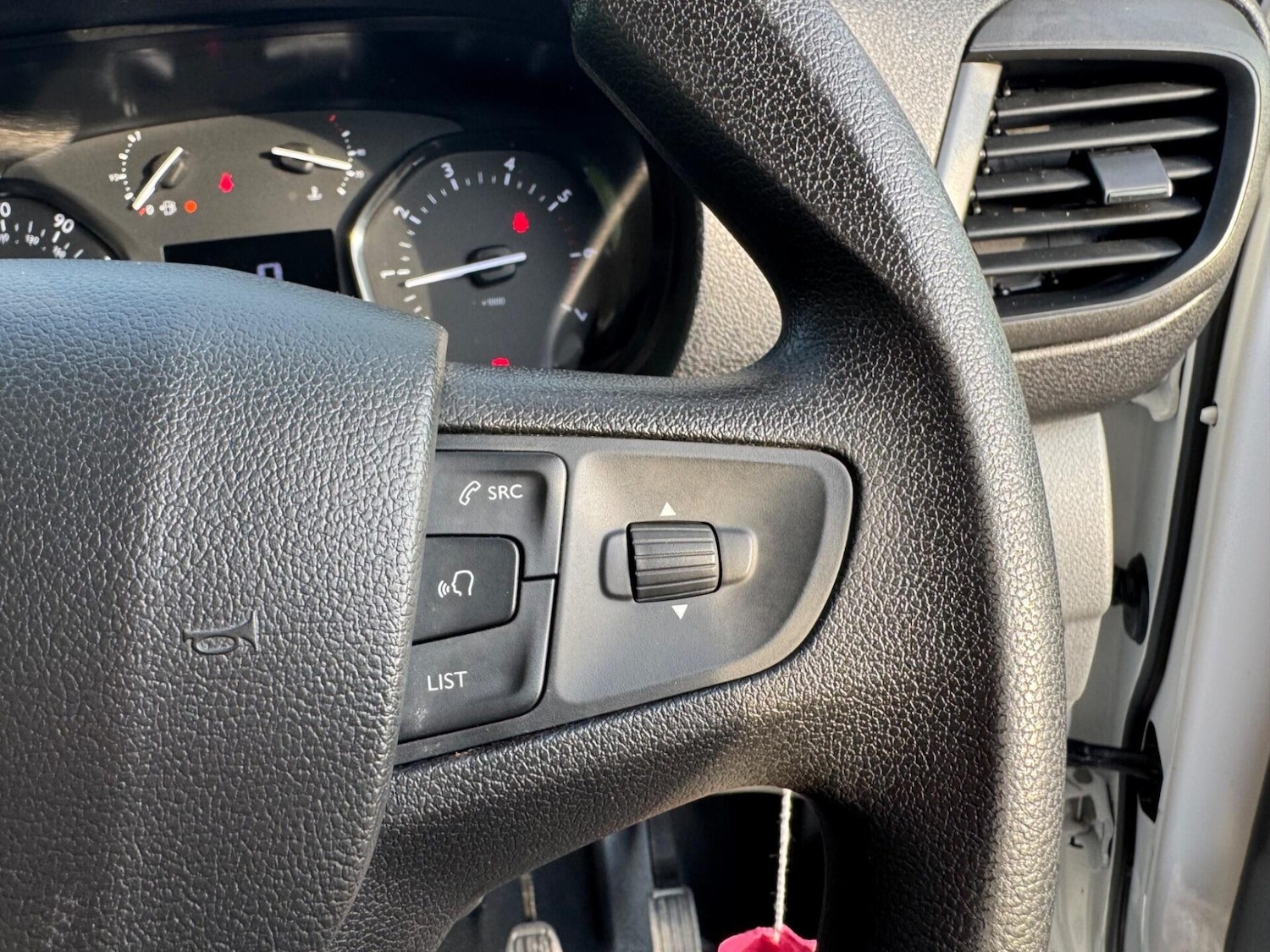 Used Peugeot Expert 2020 for sale - 76133794: Photo 56