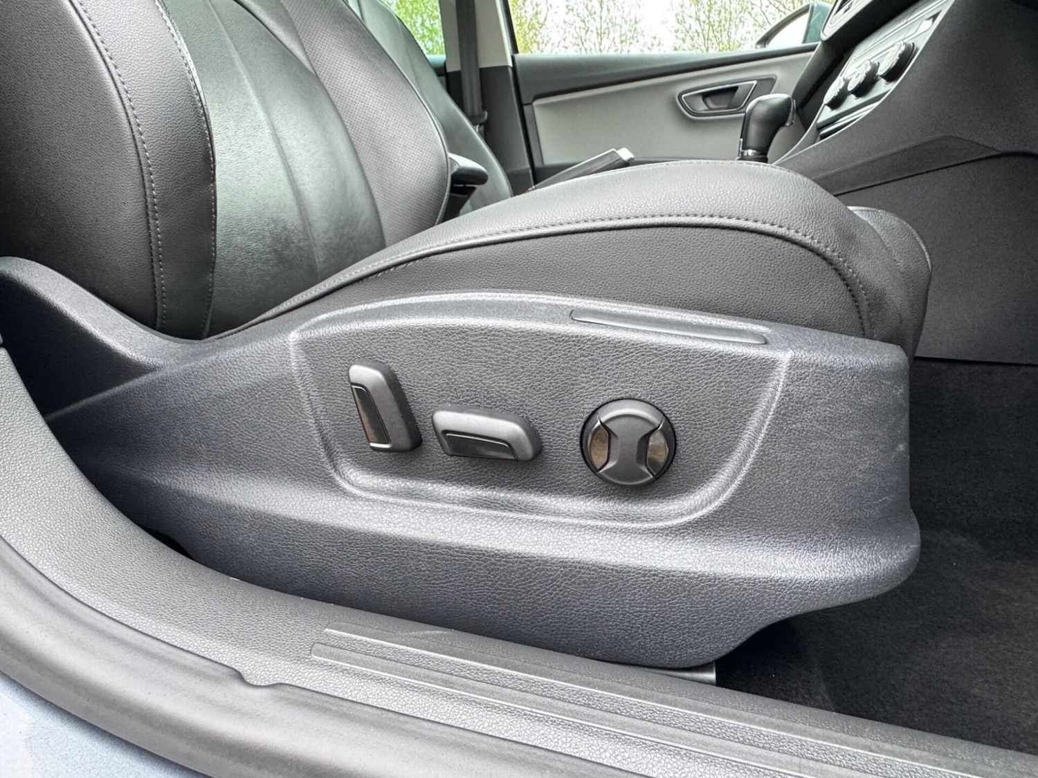 Vehicle 28