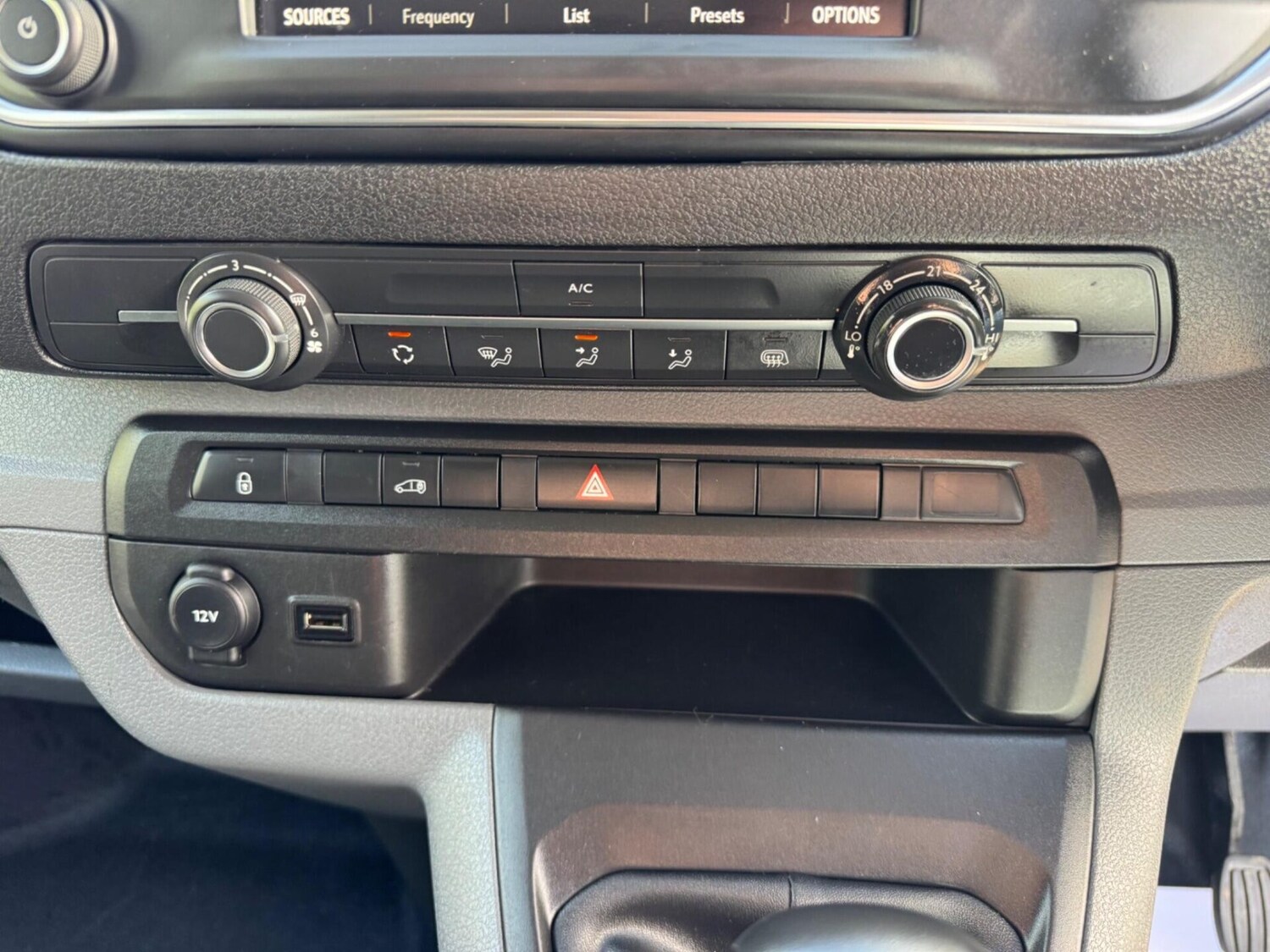 Used Vauxhall Vivaro 2022 for sale - 76392378: Photo 50