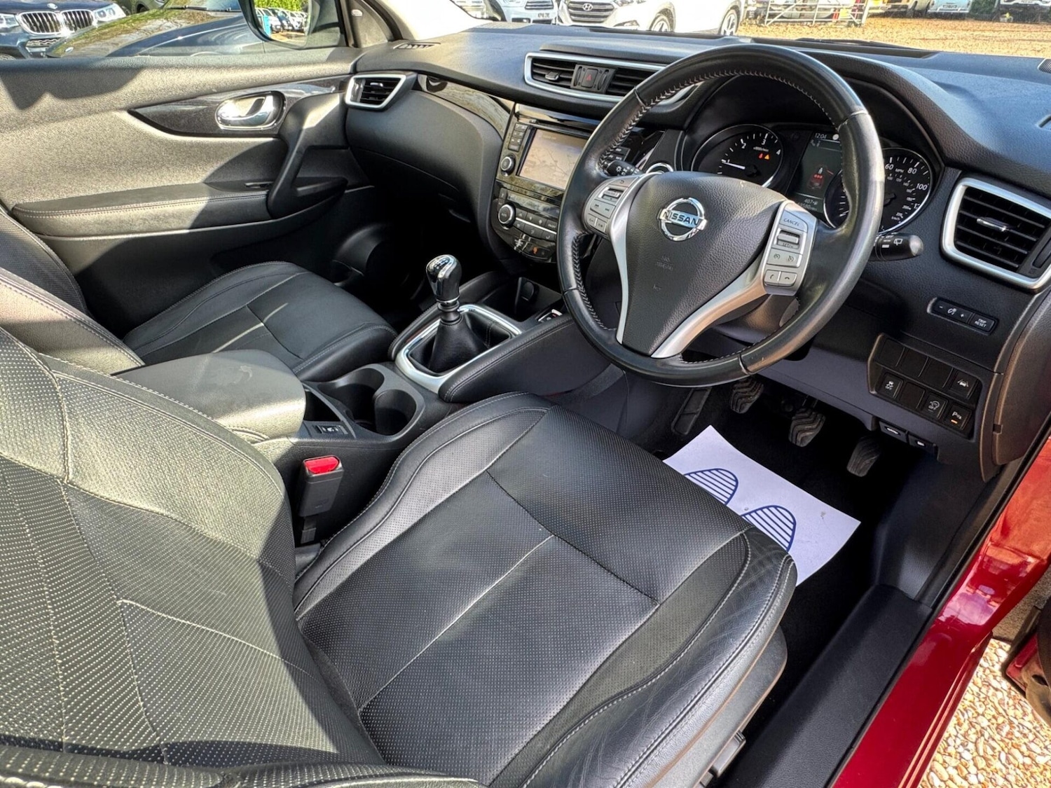 Used Nissan Qashqai 2015 for sale - 76694476: Photo 2