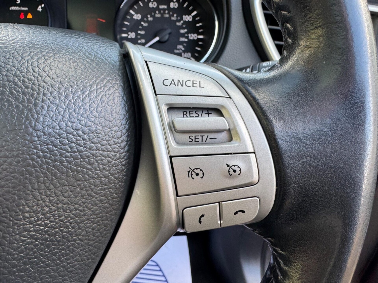 Used Nissan Qashqai 2015 for sale - 76694476: Photo 29