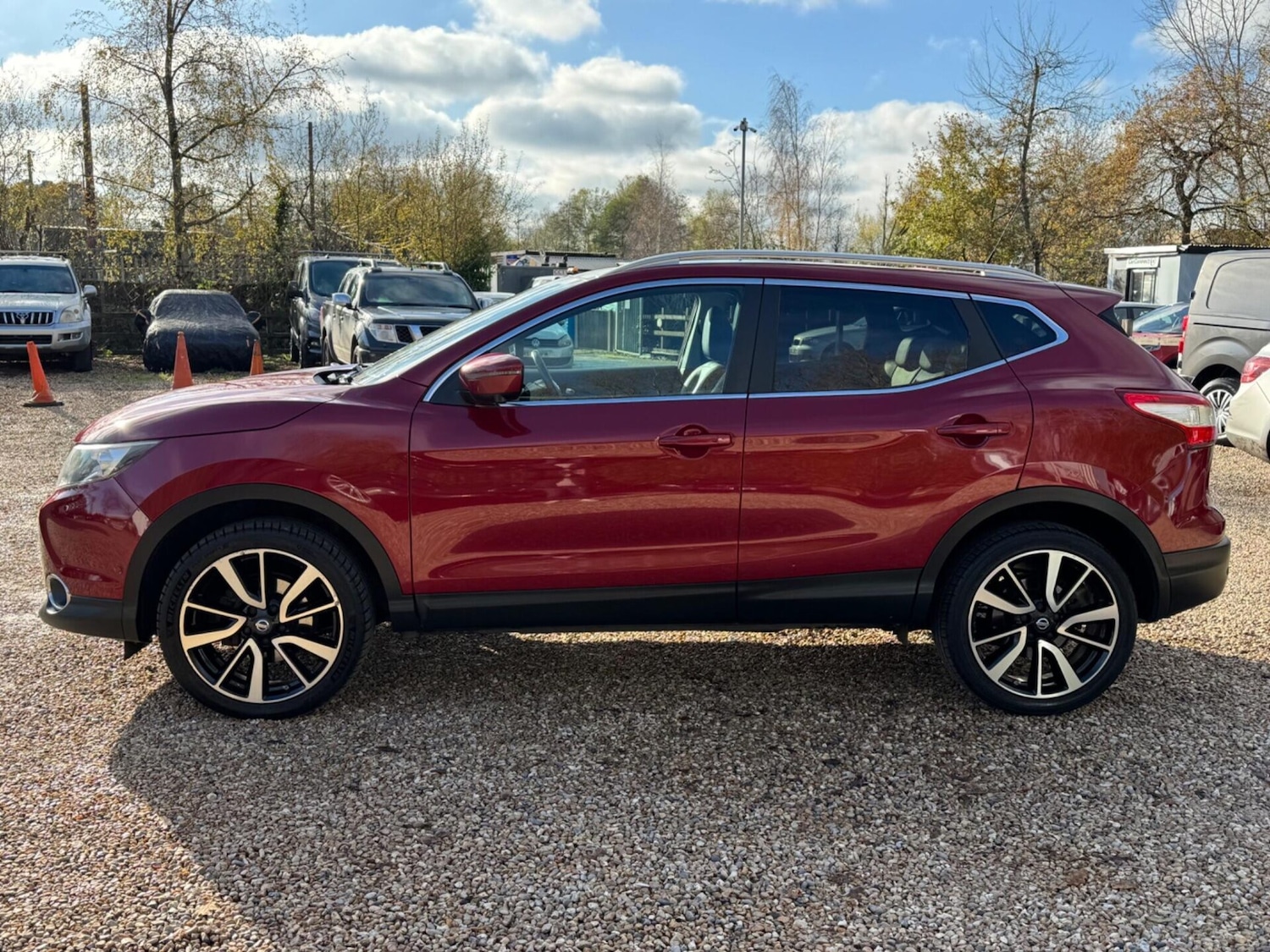 Used Nissan Qashqai 2015 for sale - 76694476: Photo 8